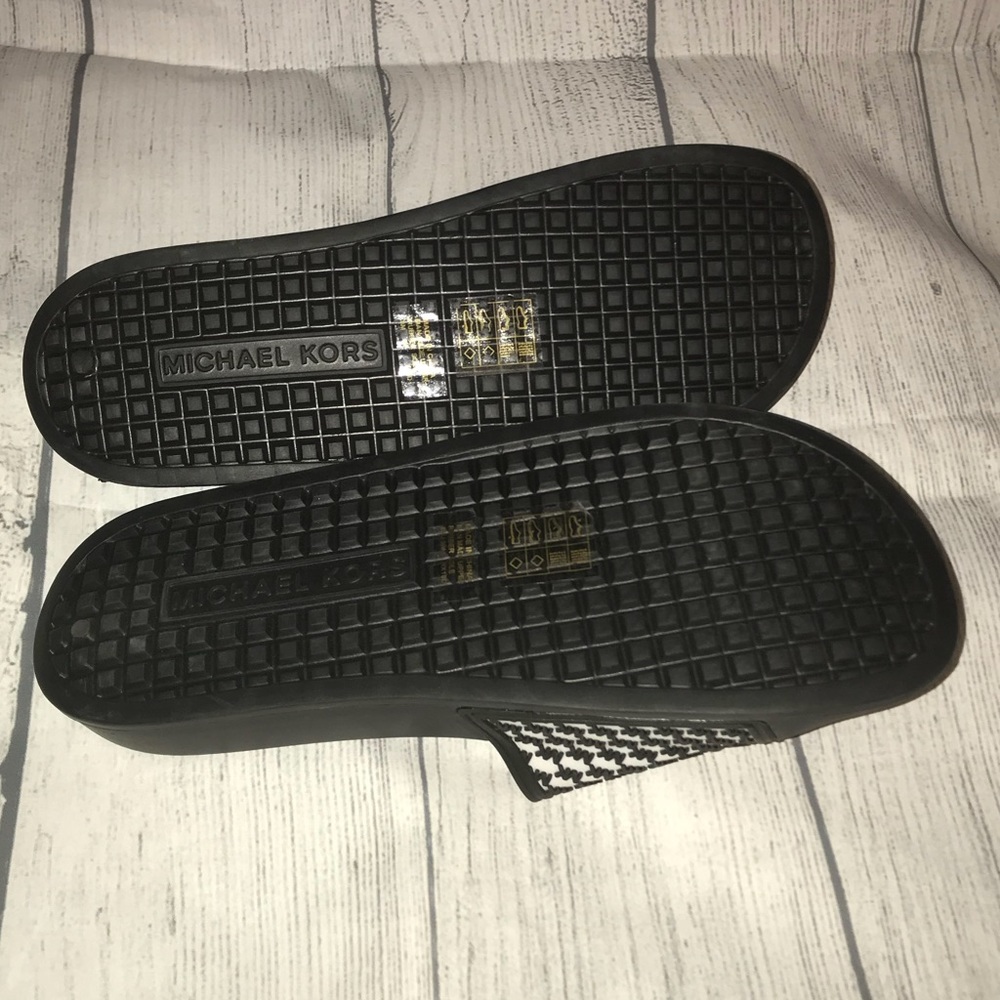 🔥LAST ONE-Size 6 NWT Michael Kors Slides - Picture 7 of 8